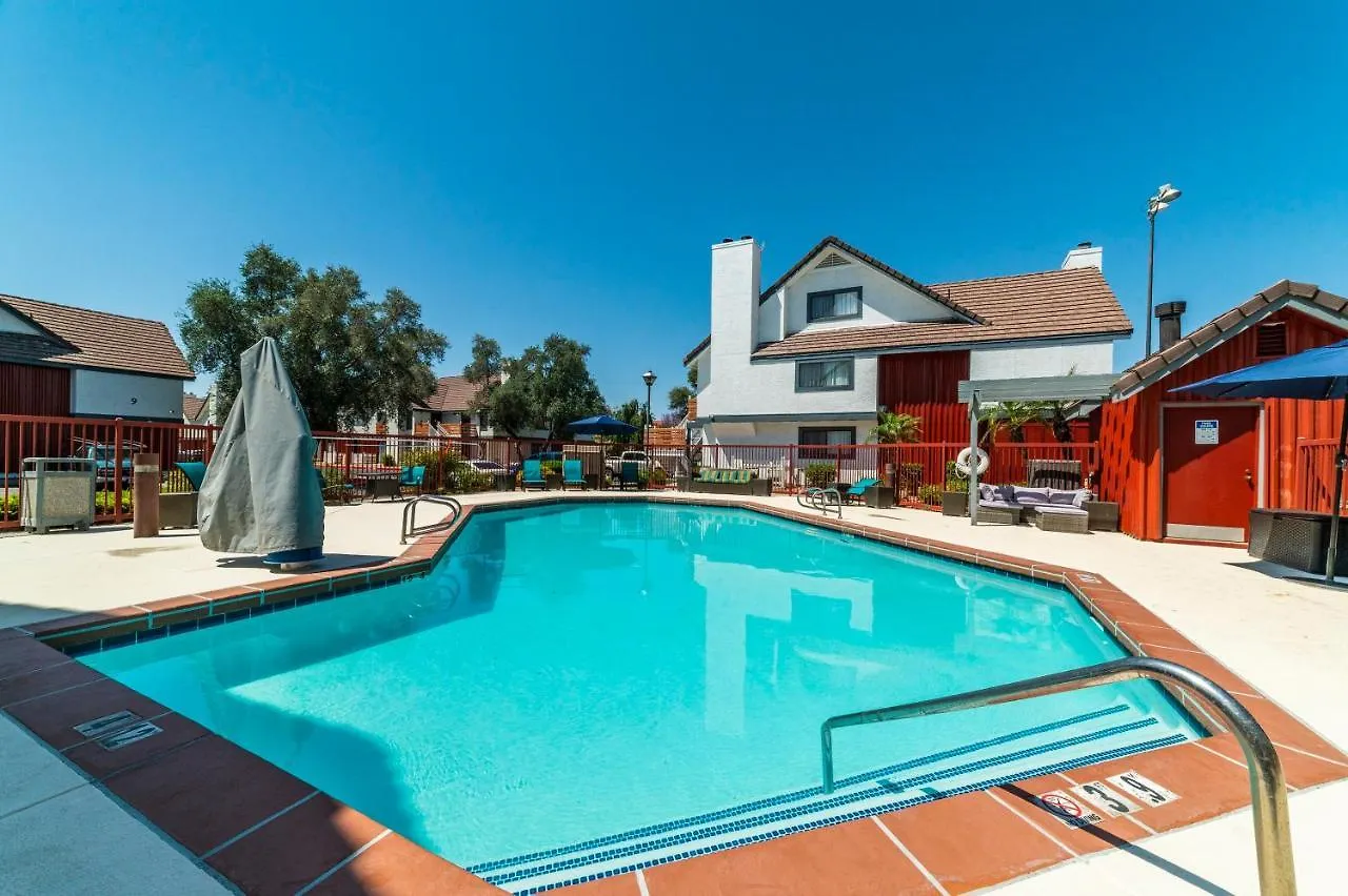 Metro Phx Upstairs 2Bd Sleeps 6 Heated Pool No Pets Allowed Phoenix United States