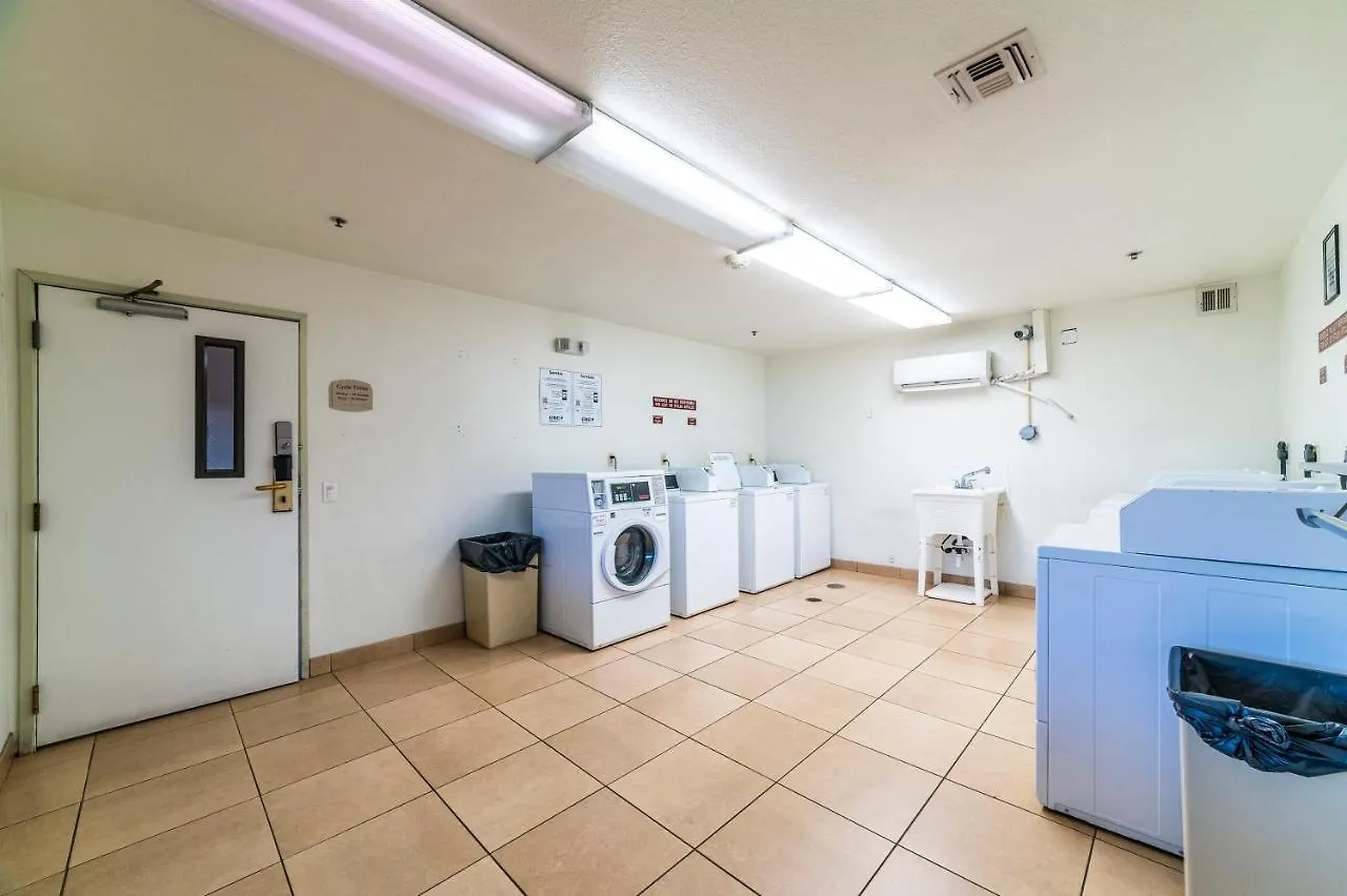 Metro Phx Upstairs 2Bd Sleeps 6 Heated Pool No Pets Allowed Phoenix Apartment