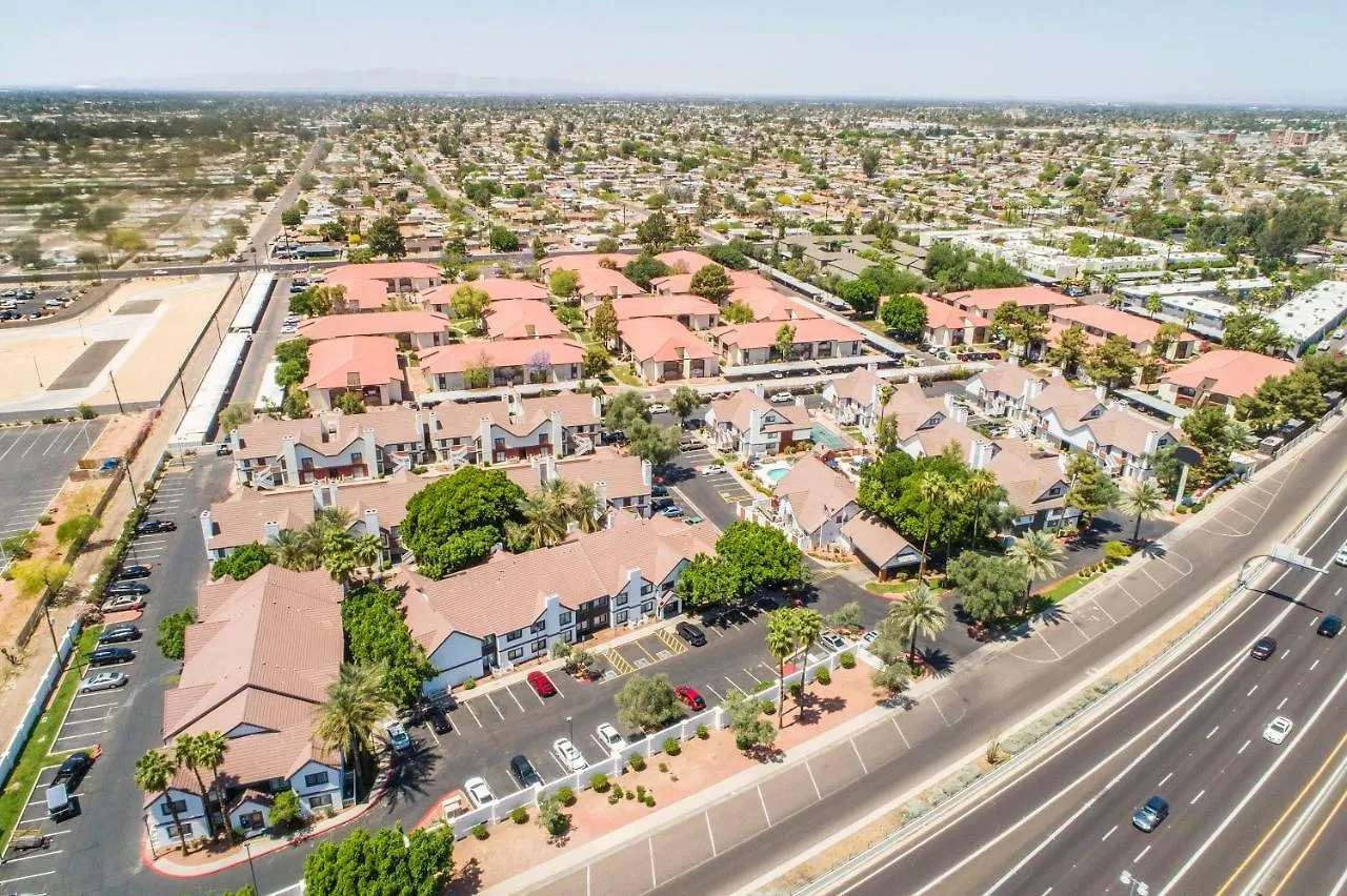 Metro Phx Upstairs 2Bd Sleeps 6 Heated Pool No Pets Allowed Phoenix