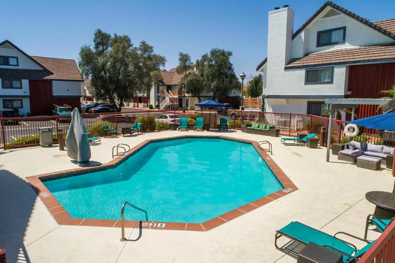 Metro Phx Upstairs 2Bd Sleeps 6 Heated Pool No Pets Allowed Phoenix Apartment